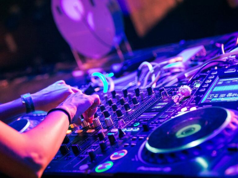 DJ WhatsApp Group Links